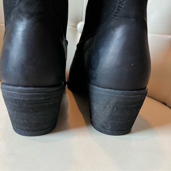 STEVE MADDEN LEATHER COWBOY BOOTS NWOB - Picture 5 of 9